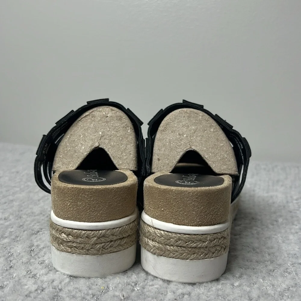 Bella Vita Oaklynn Wedge Sandals EUC‎ LIKE NEW!